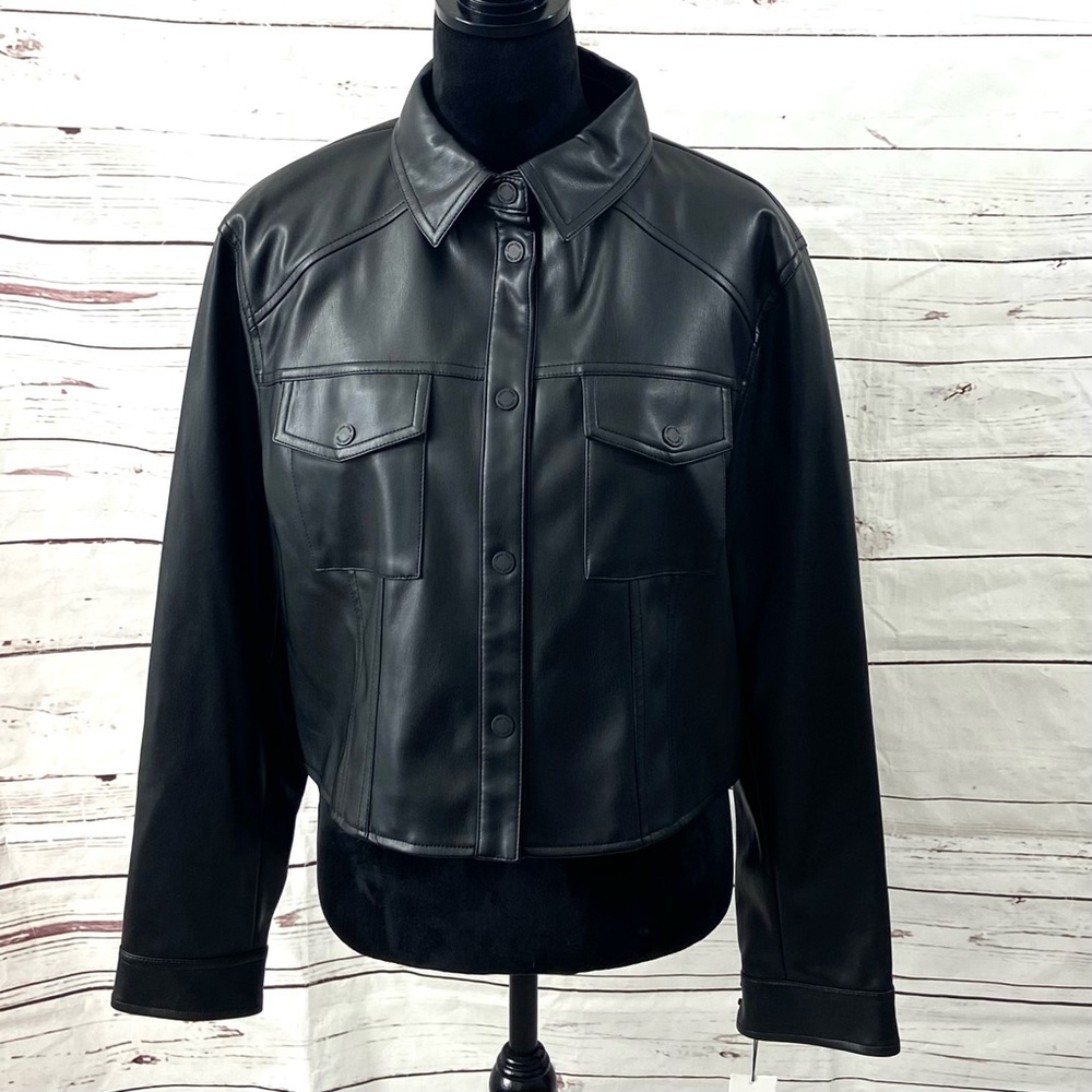 Calvin Klein Jacket Women's‎ Large Black Cropped Faux Leather